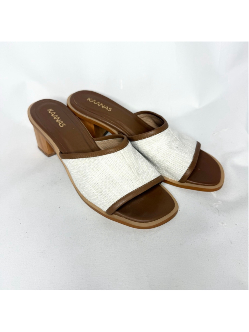 Women's KAANAS Brown & White Wooden Heeled Sandals Size 8